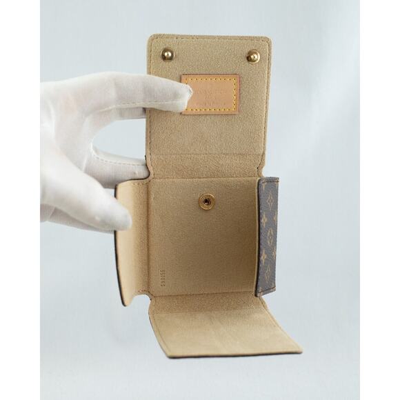 Louis Vuitton Monogram Mini Folding Jewelry Travel Case  SN0055 - Picture 12 of 15